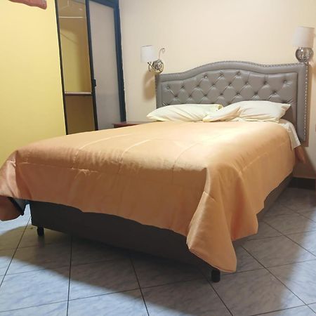 Hotel Hospedaje Karol Ayacucho Exteriér fotografie