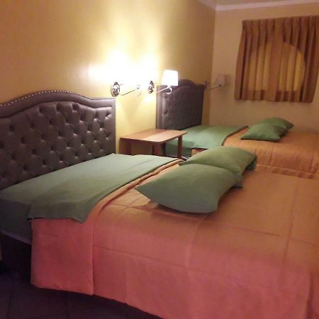 Hotel Hospedaje Karol Ayacucho Exteriér fotografie