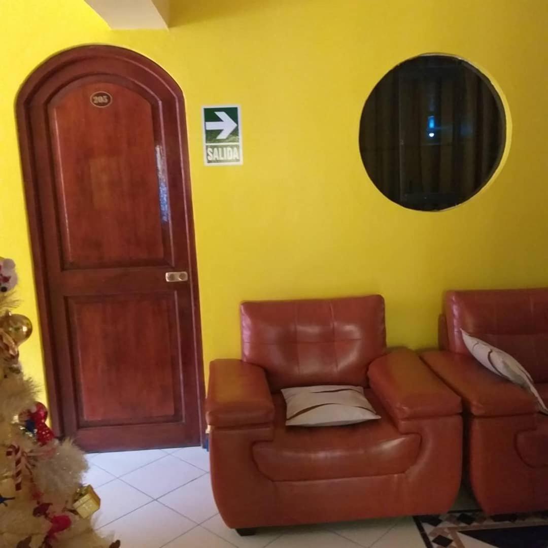 Hotel Hospedaje Karol Ayacucho Exteriér fotografie