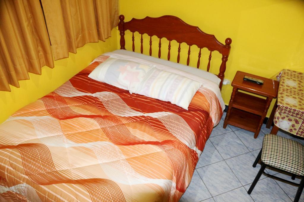 Hotel Hospedaje Karol Ayacucho Exteriér fotografie