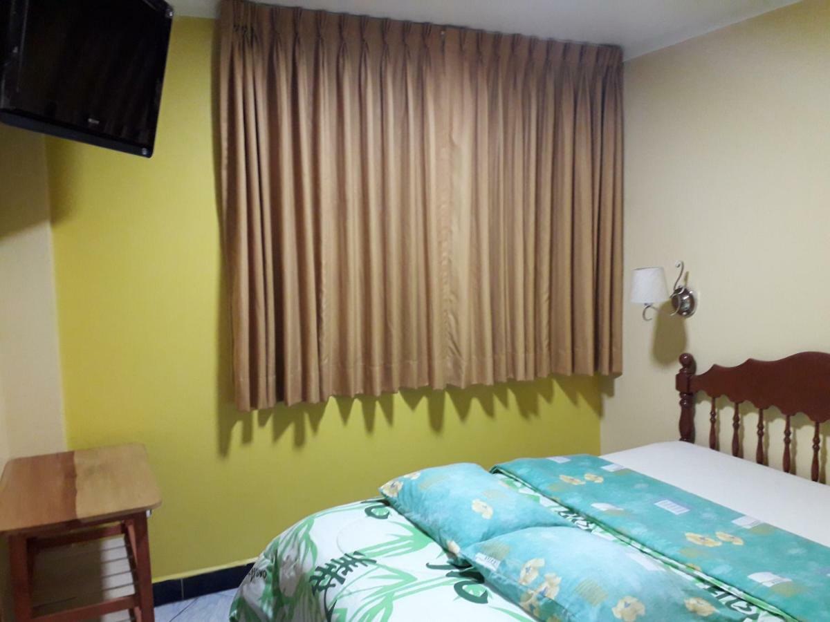 Hotel Hospedaje Karol Ayacucho Exteriér fotografie